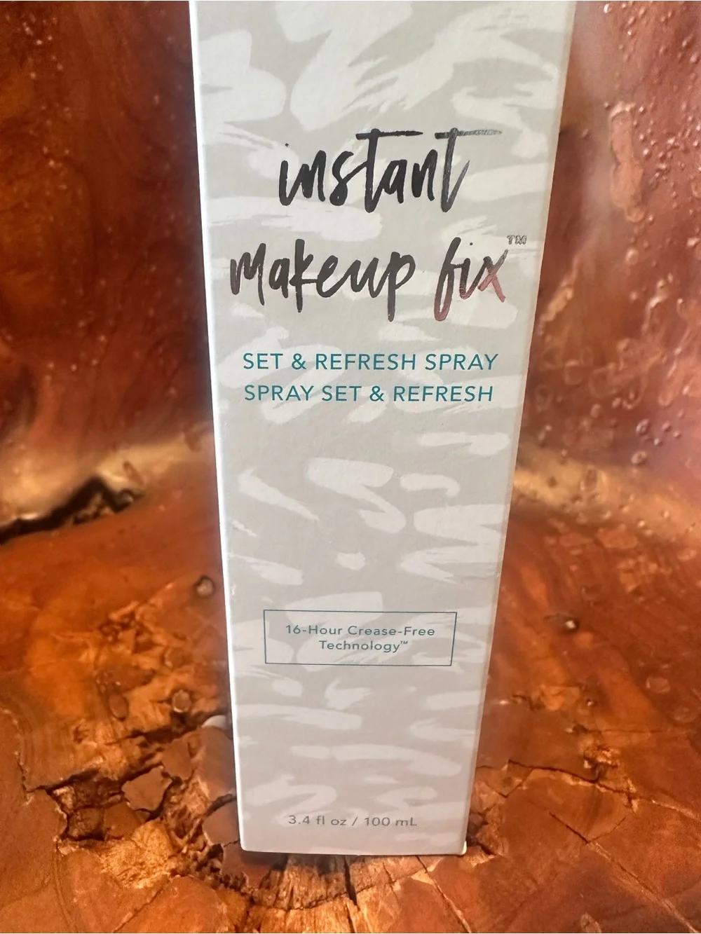 NWT THRIVE Instant Makeup Fix Set & Refresh Spray